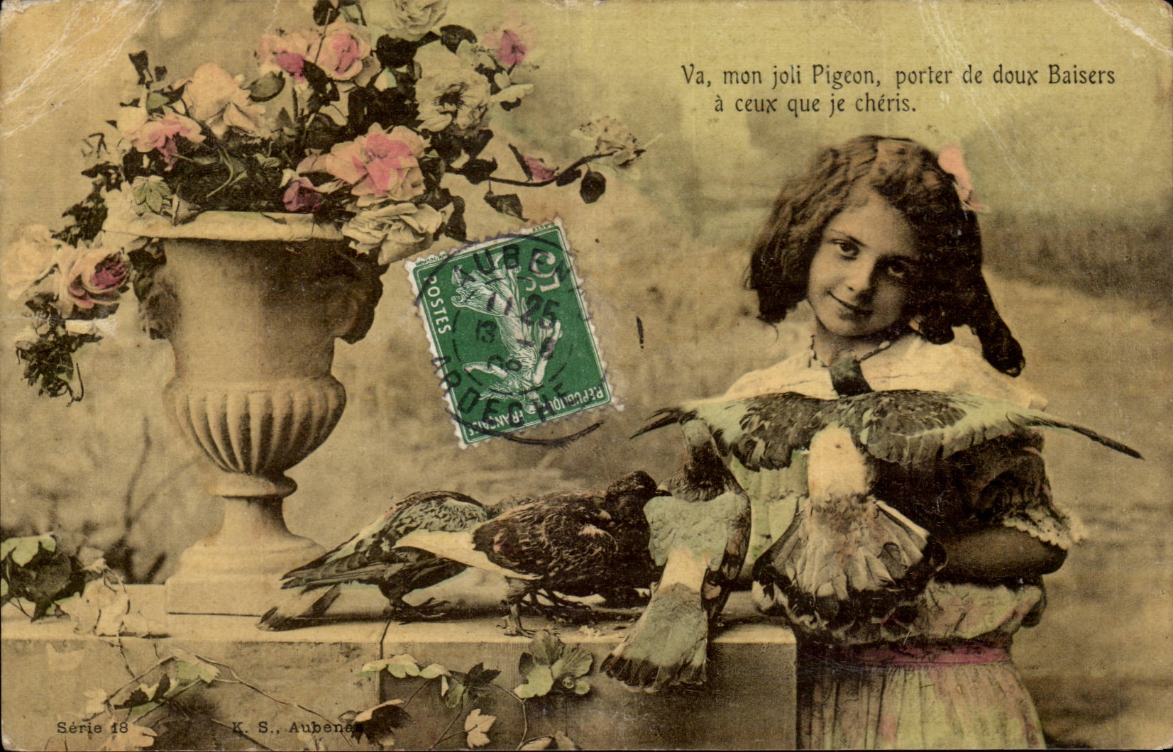 CPA Fantaisie Enfant Pigeon