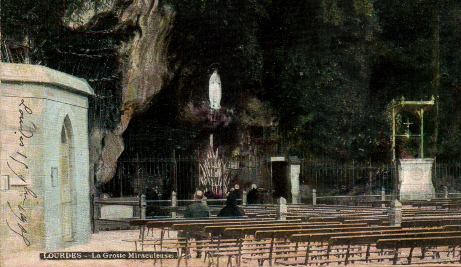 Lourdes CPA La grotte miraculeuse