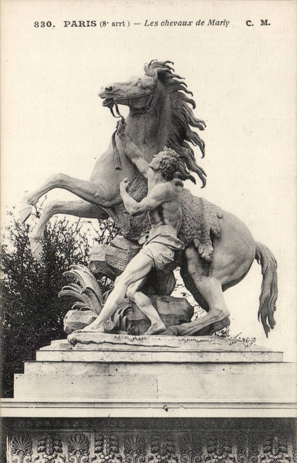 Paris CPA Les chevaux de Marly
