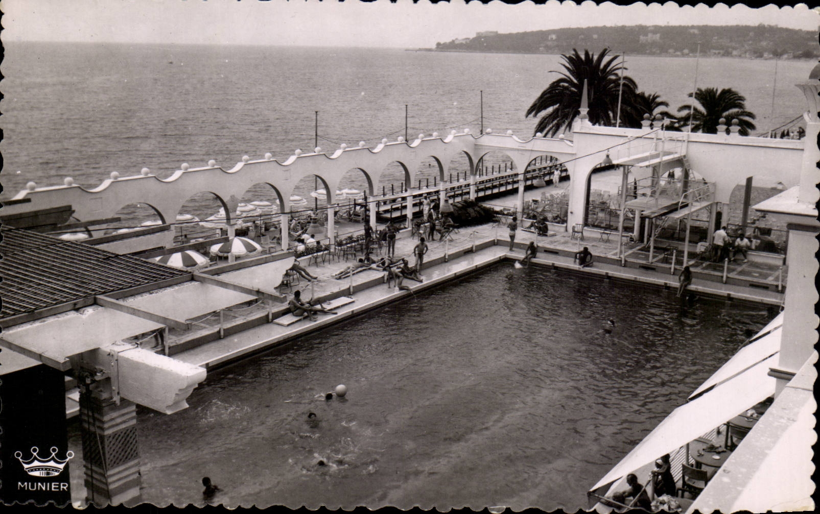 CPM Menton La plage du casino municipal