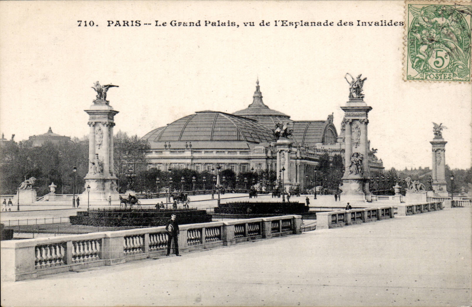 Paris CPA Le grand palais vu de l'esplanade des Invalides