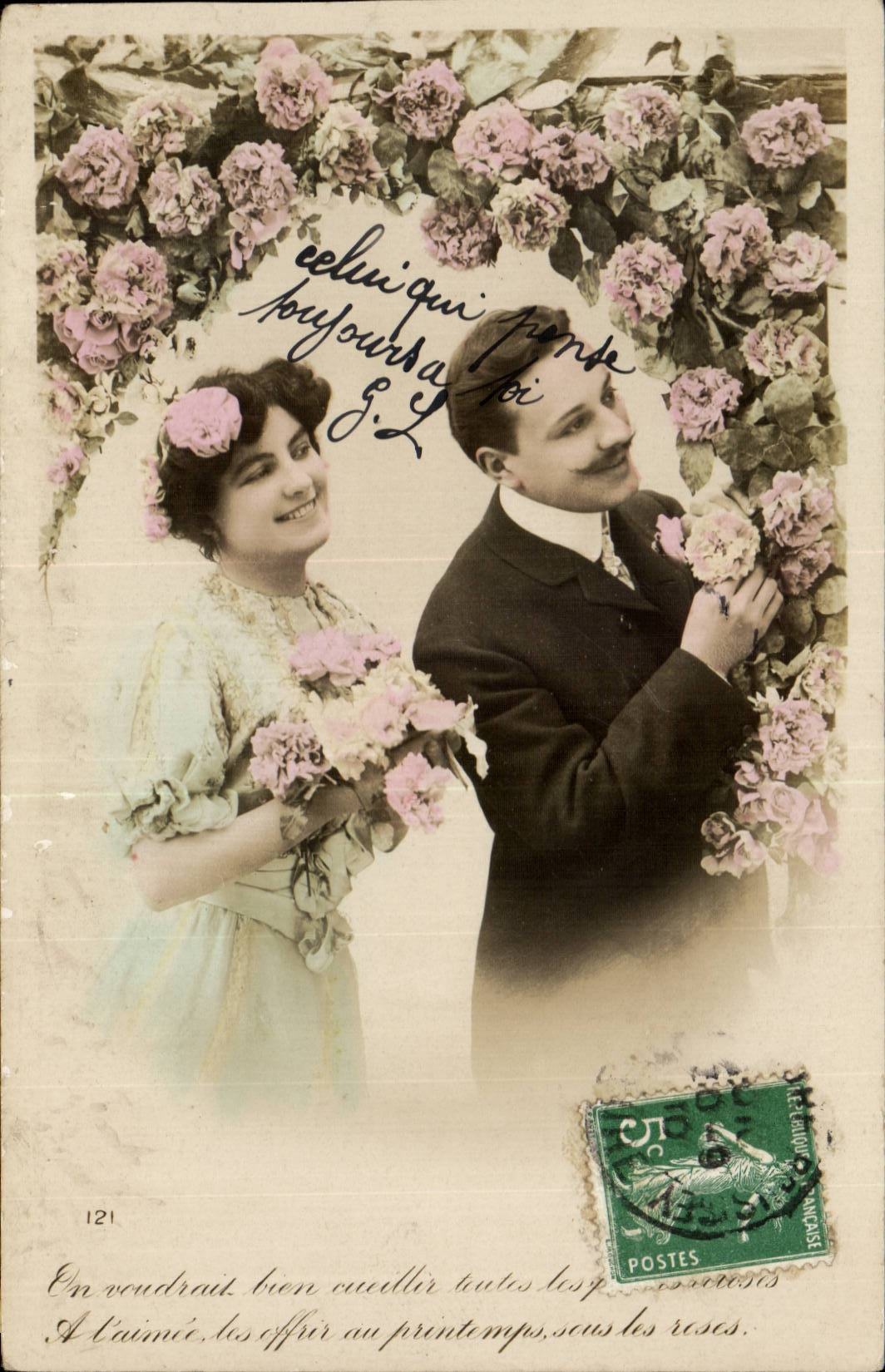 Couple au milieu de roses — éditeur inconnu, n° 121