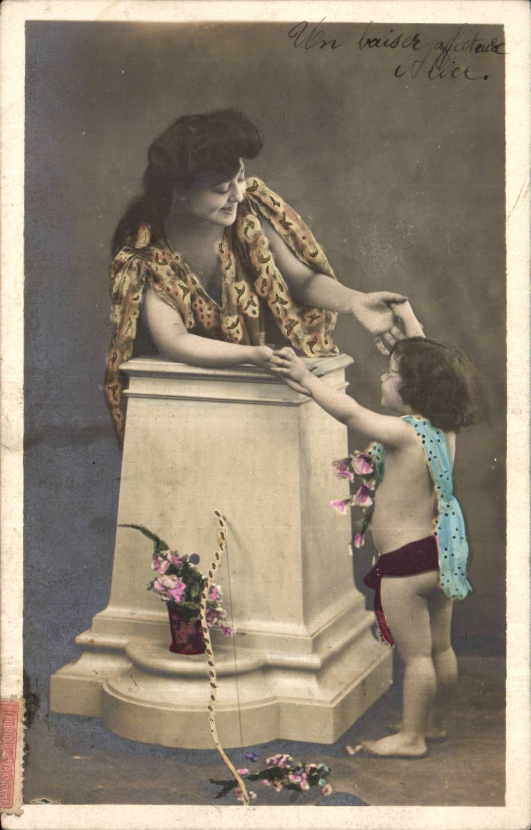 CPA Fantaisie Femme et enfant