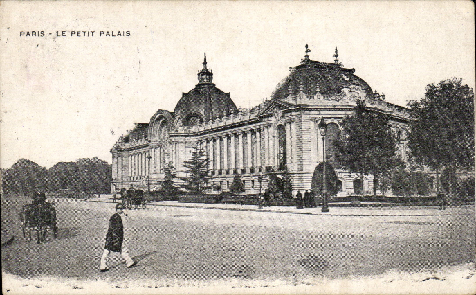 Paris CPA Le petit palais