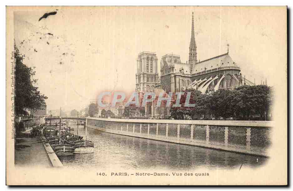 Paris CPA Notre Dame Vue des quais