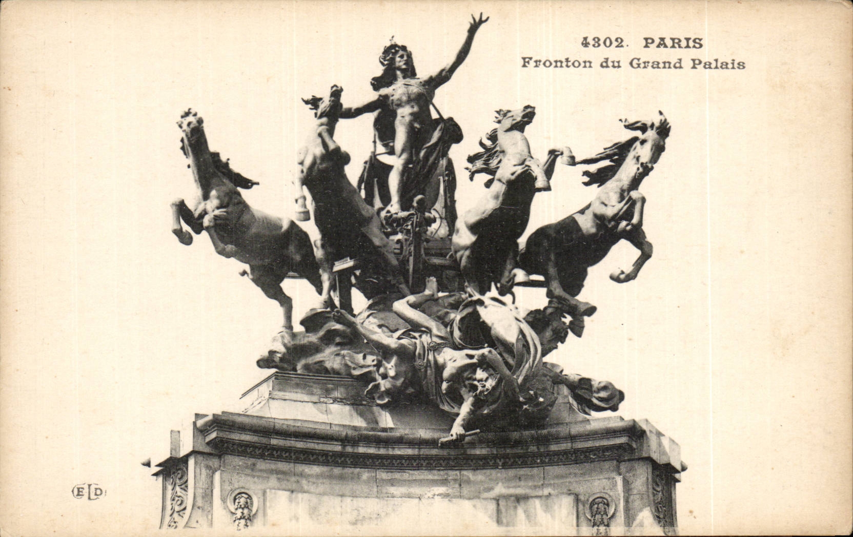 CPA Paris Fronton du grand palais