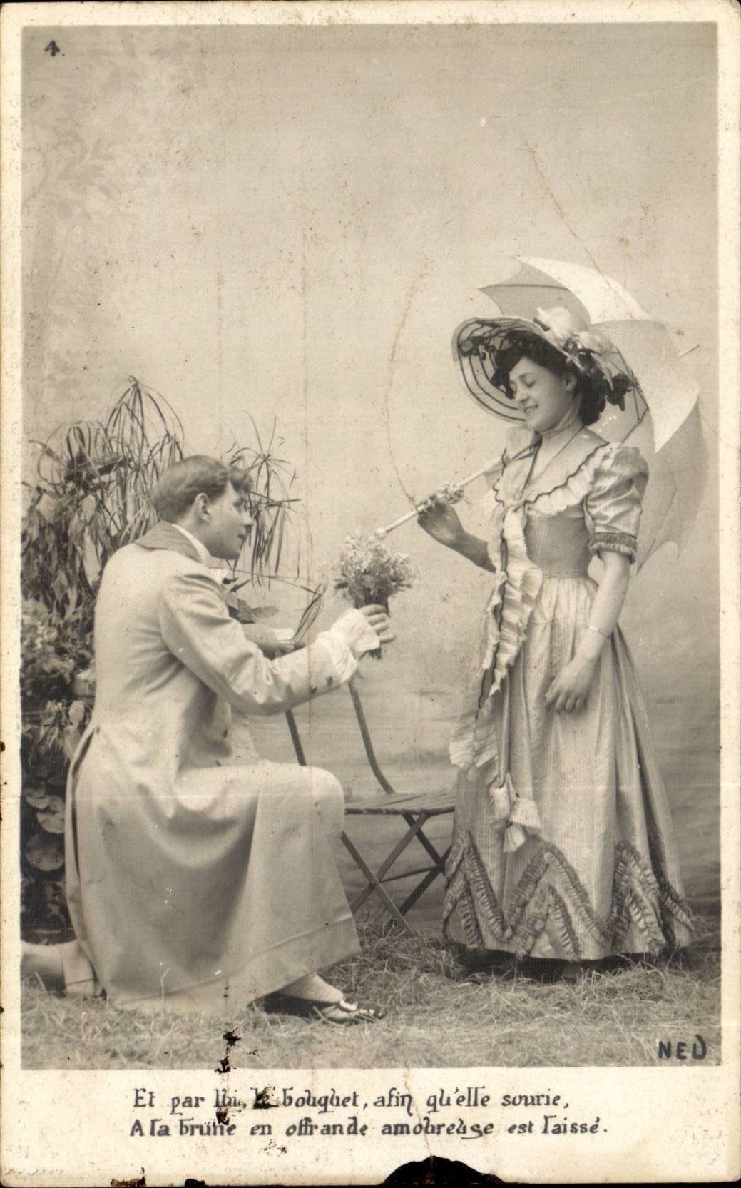 CPA Fantaisie Femme