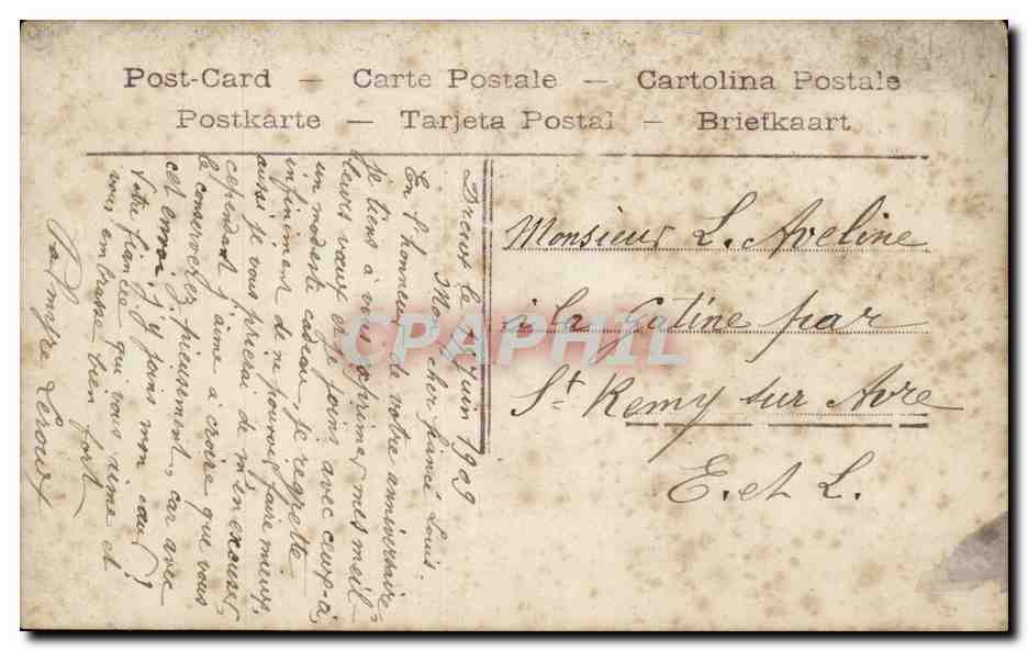 Jeune femme entourée de marguerites — Joyeux Anniversaire — série 4274 — Reverso