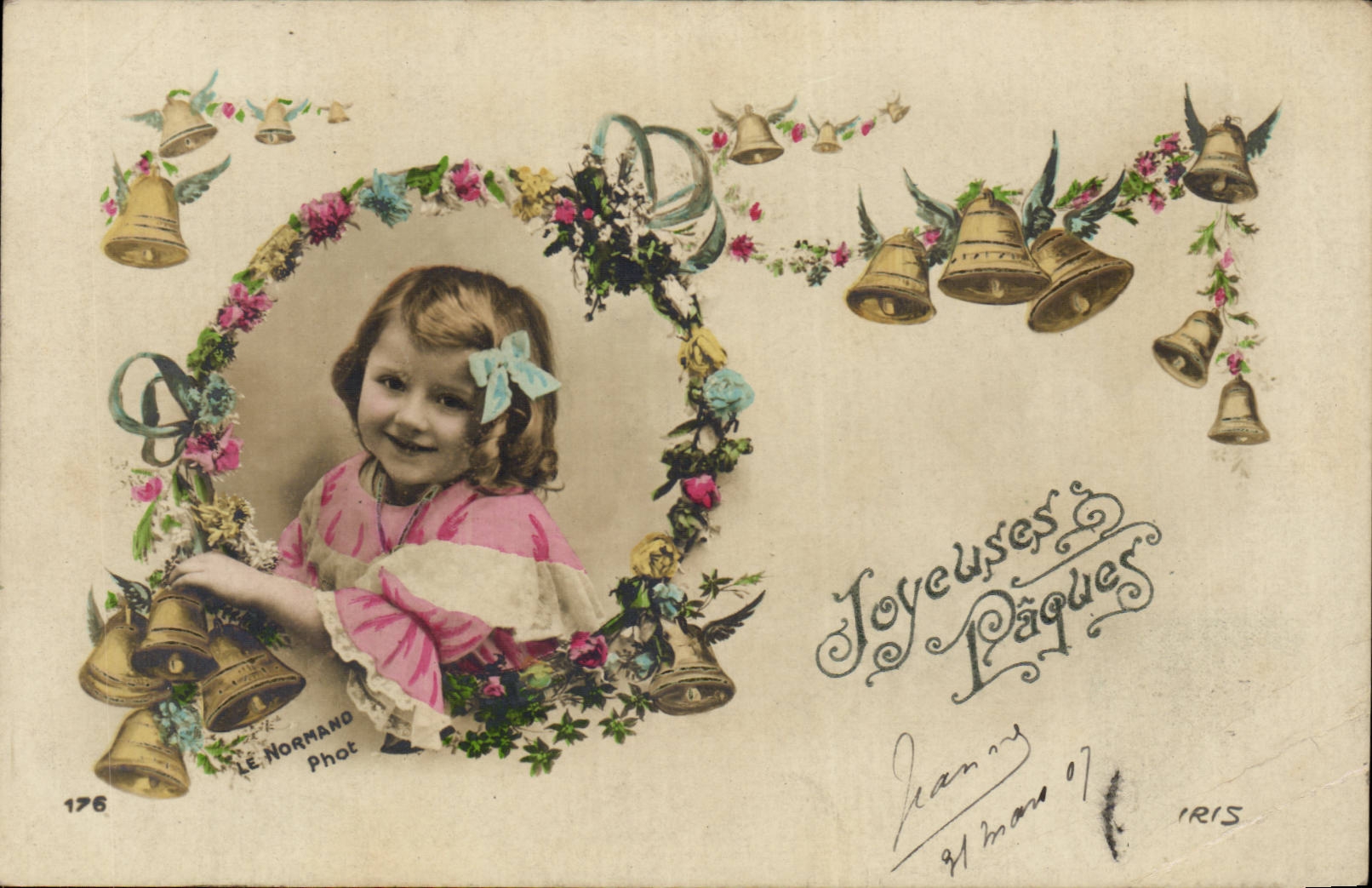 CPA Fantaisie Enfant Joyeuses Paques 