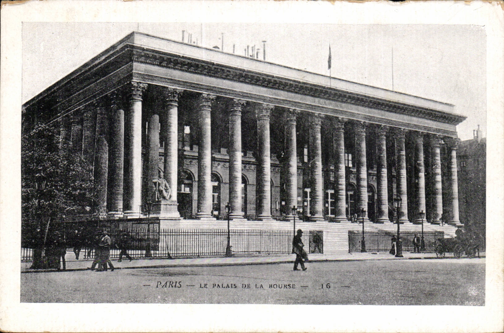 Paris CPA le palais de la Bourse