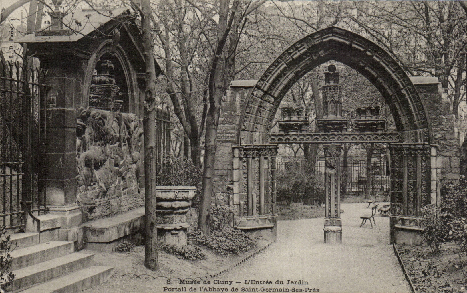 Paris CPA Musee de Cluny Entree du jardin Portail de l'abbaye de Saint GErmain des Pres