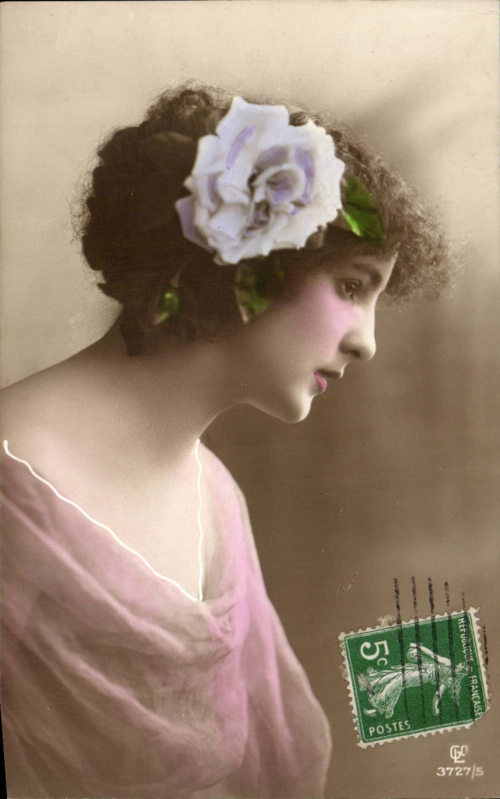 CPA Fantaisie Femme 