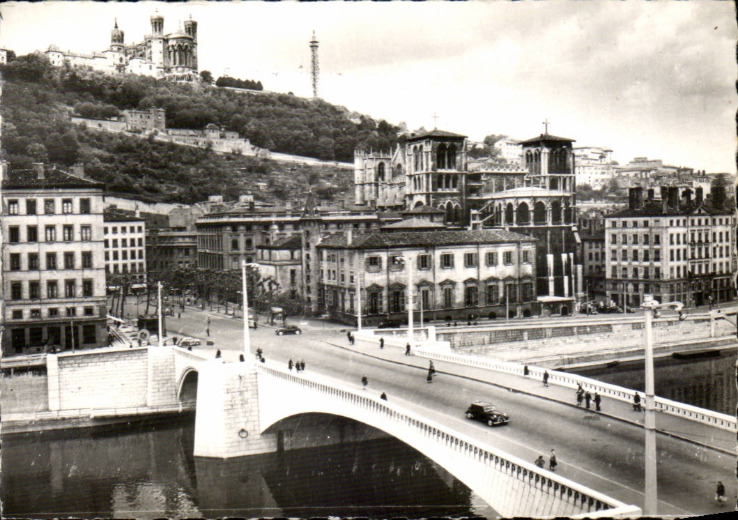 Le Pont Tilsitt sur la Saône, Saint-Jean et la Colline de Fourvière — CPAPHIL