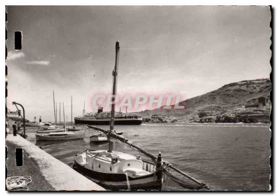 Port Vendres CPA Depart d'un paquebot pour l'algerie