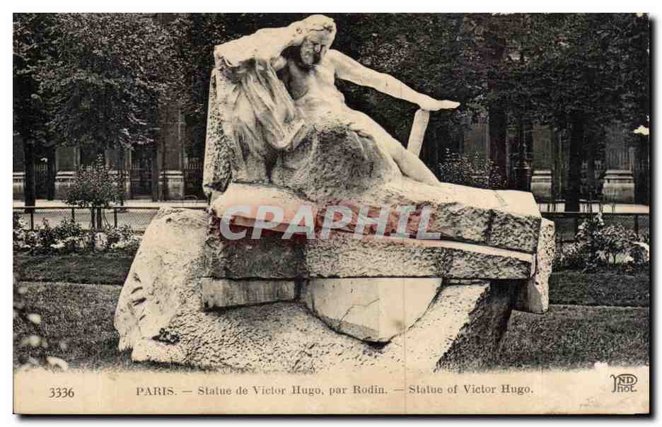 CPA Paris Statue de Victor Hugo par Rodin