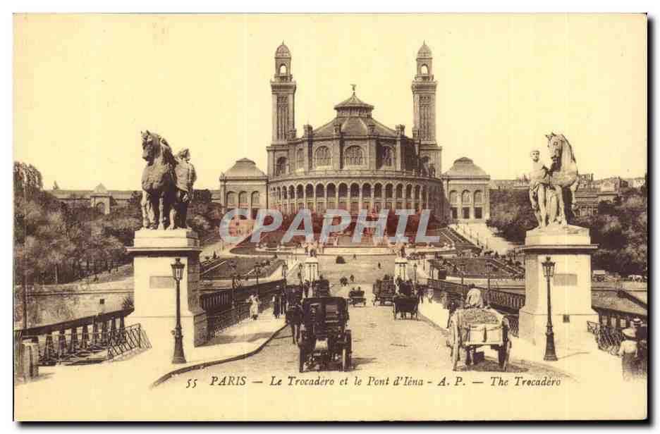 Paris CPA Le Trocadero et le pont d'iena