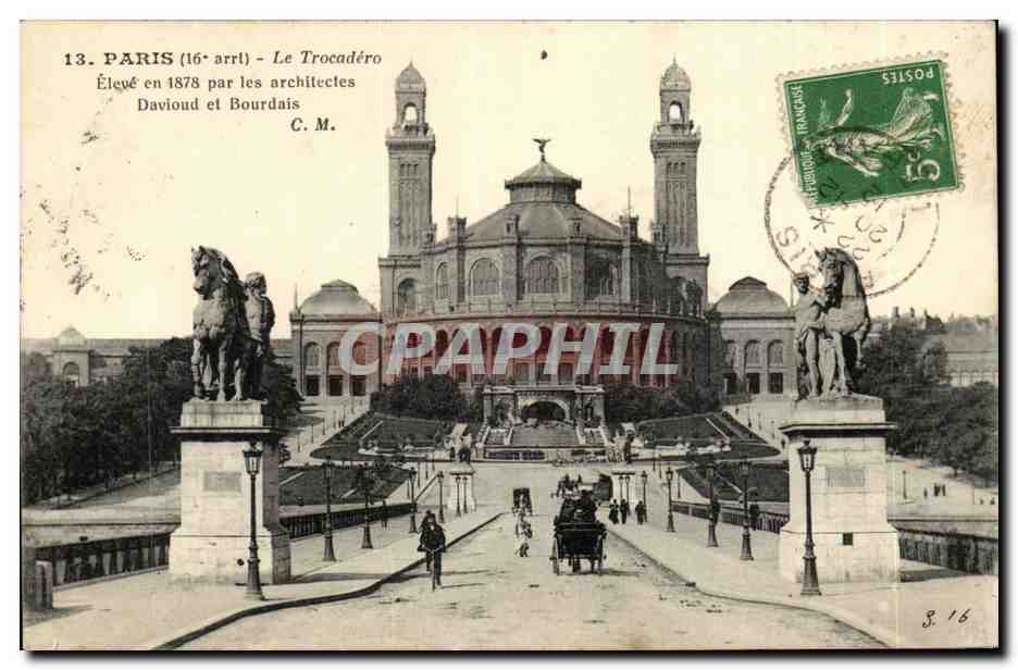 Paris CPA Le Trocadero et le pont d'iena