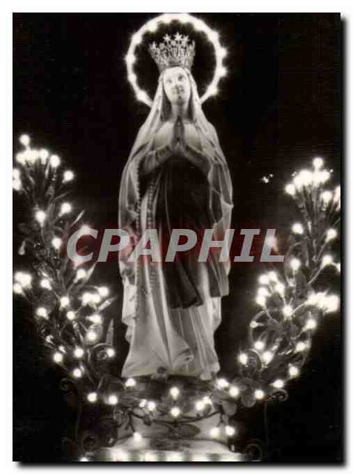 Lourdes CPM La vierge couronnee de l'esplanade