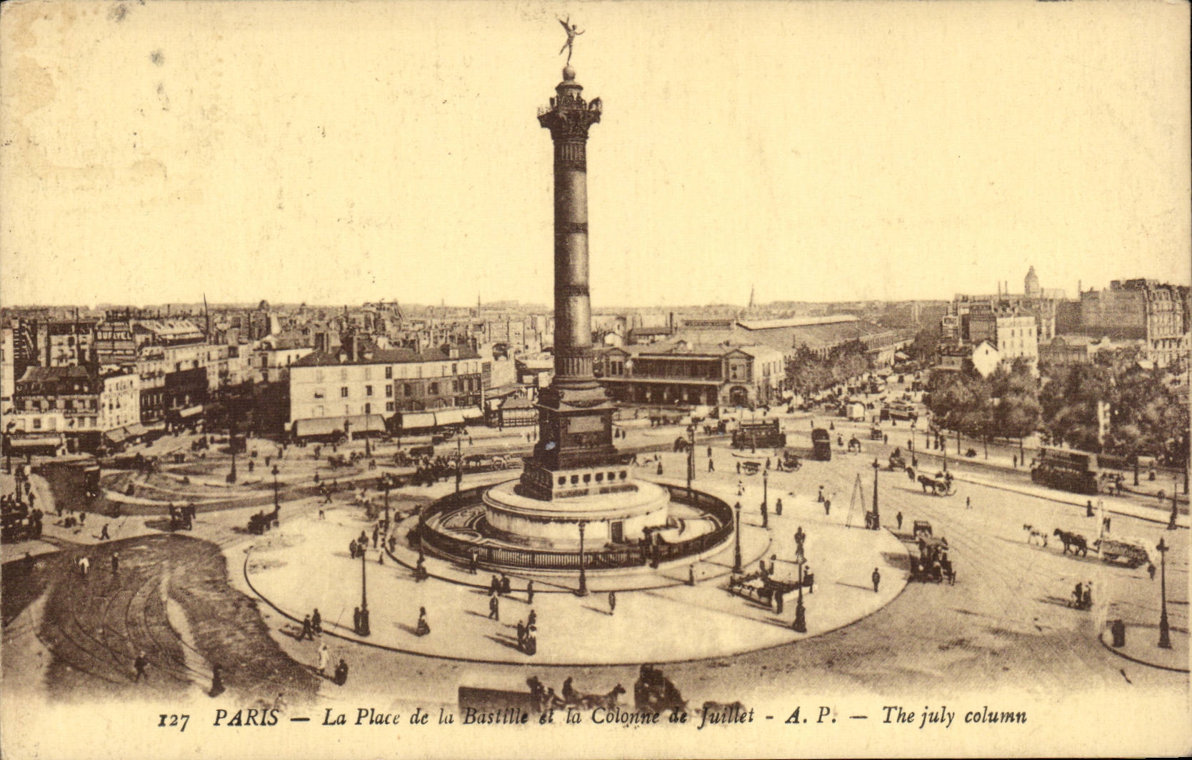 CPA Paris Place de la Bastille et la colonned e Juillet 