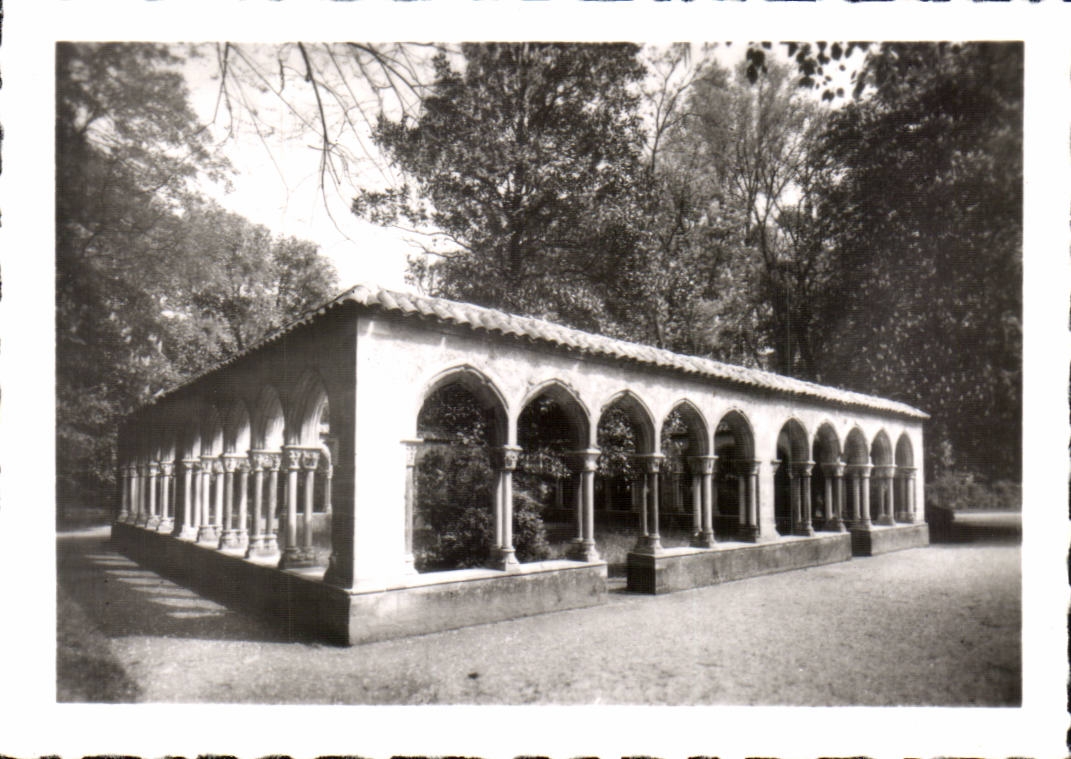Tarbes - Jardín Massey y el Claustro