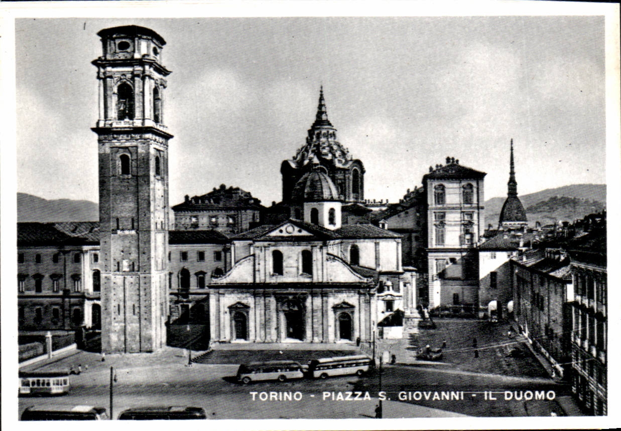 Italia italie Torino Piazza S Giovanni Il Duomo