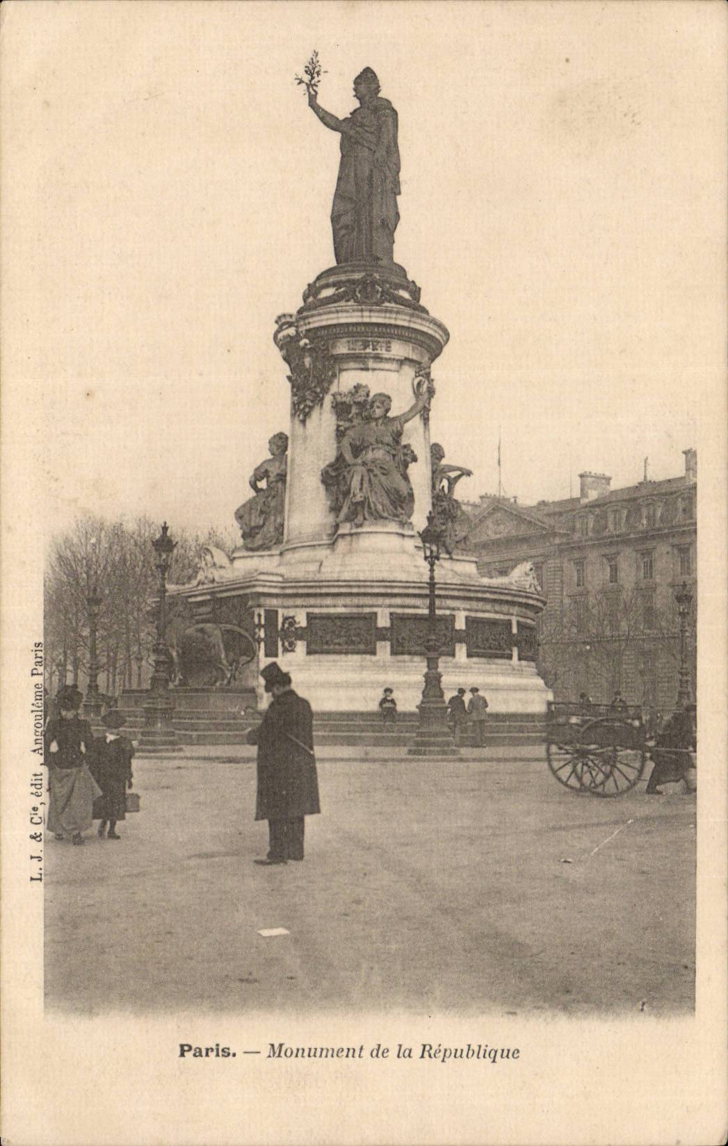 Paris CPA Monument de la Republique