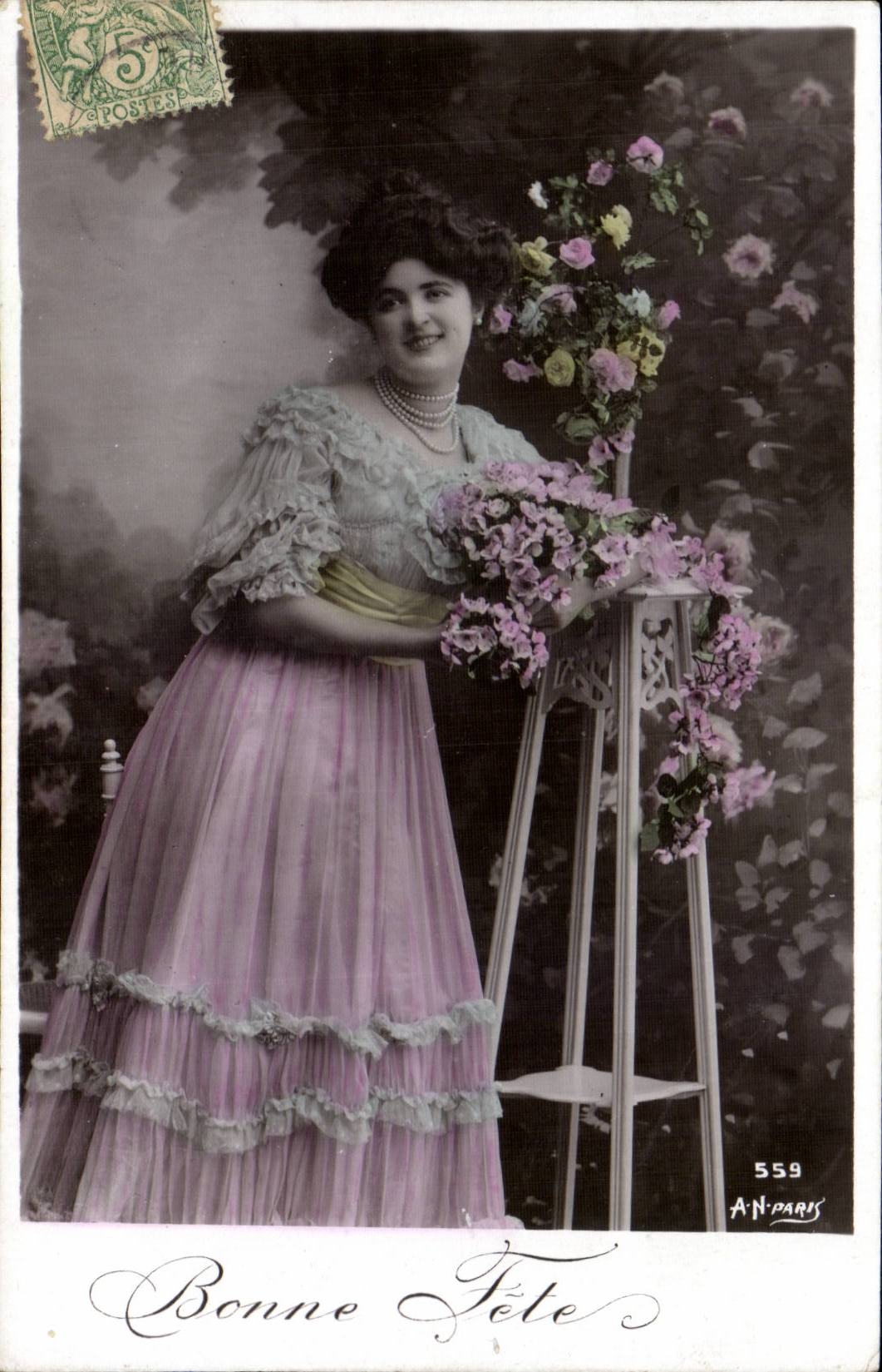 CPA Fantaisie Femme