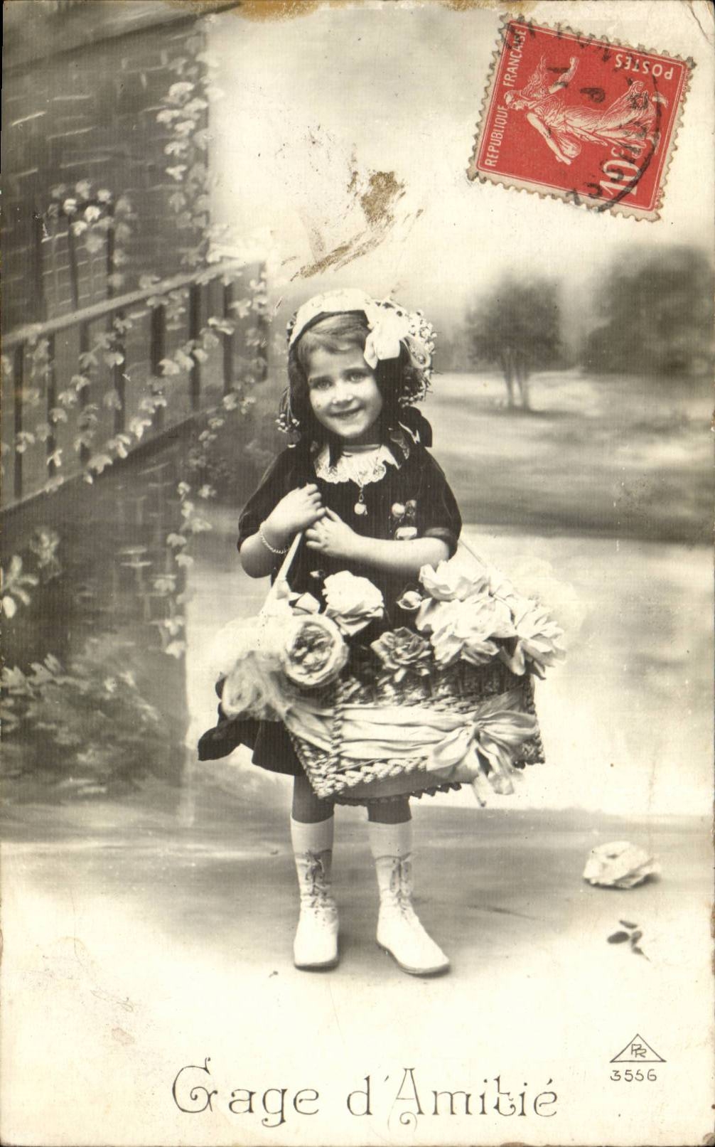 CPA Fantaisie Enfant Gage d'amitie