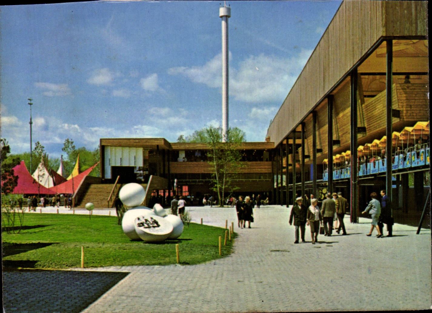 CPM Exposition nationale suisse Lausanne 1964 Secteur Art de vivre le sanctuaire vu de l'est
