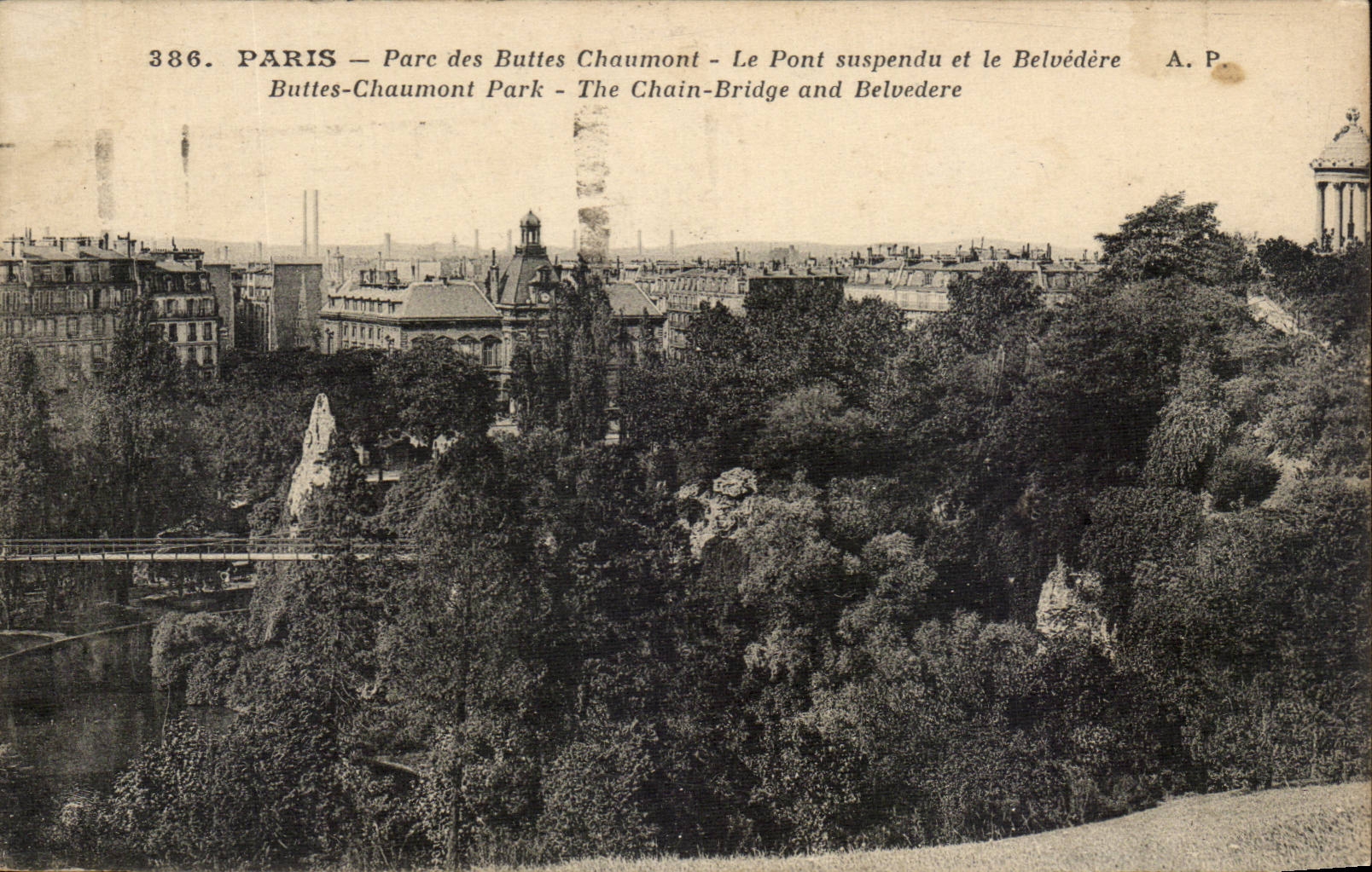 Paris CPA Parc des Buttes Chaumont Le pont suspendu et le Belvedere 