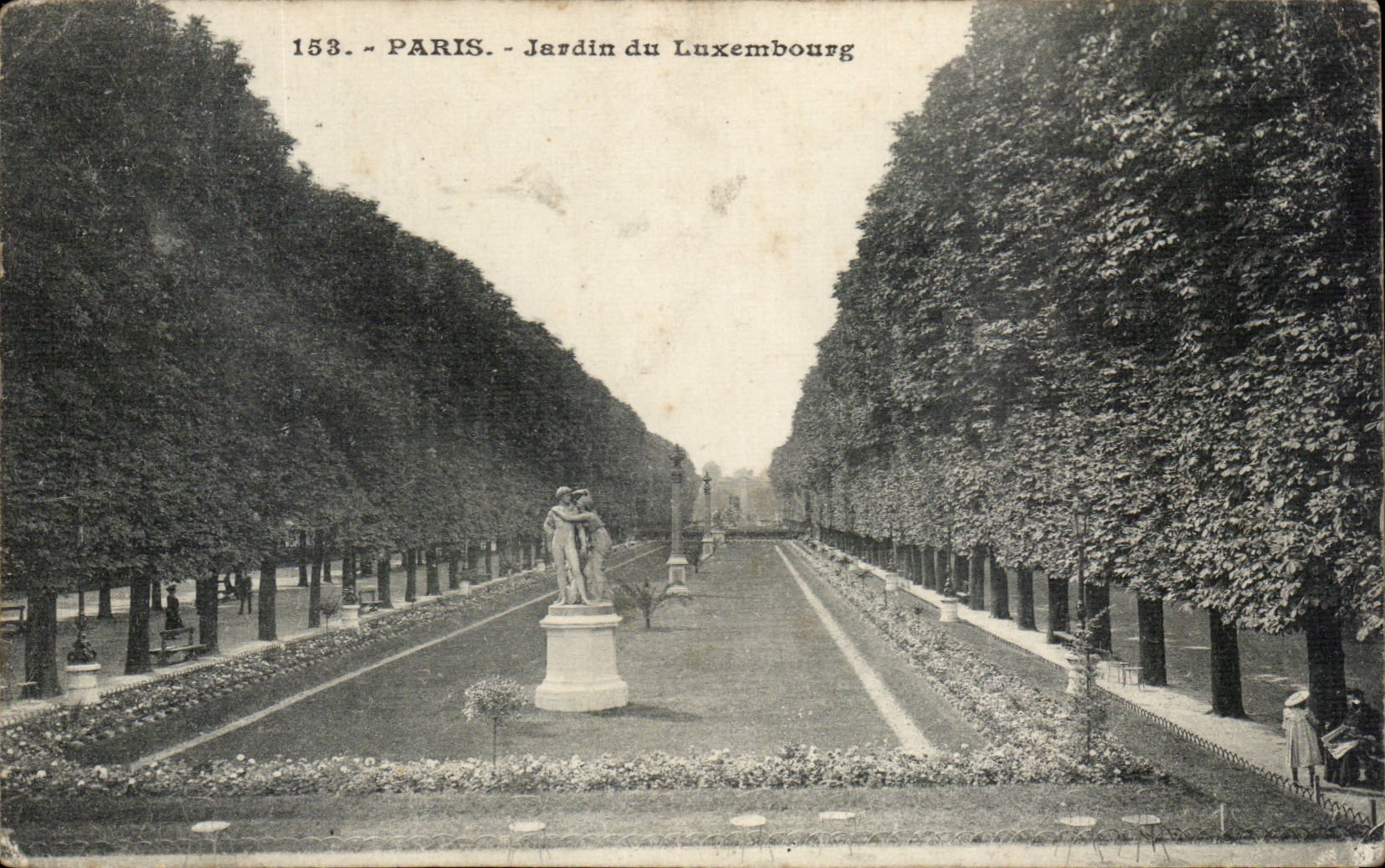 Paris - Luxembourg-Garten — Ansicht des Parterres mit Statue — anonymer Verleger, Nr. 153