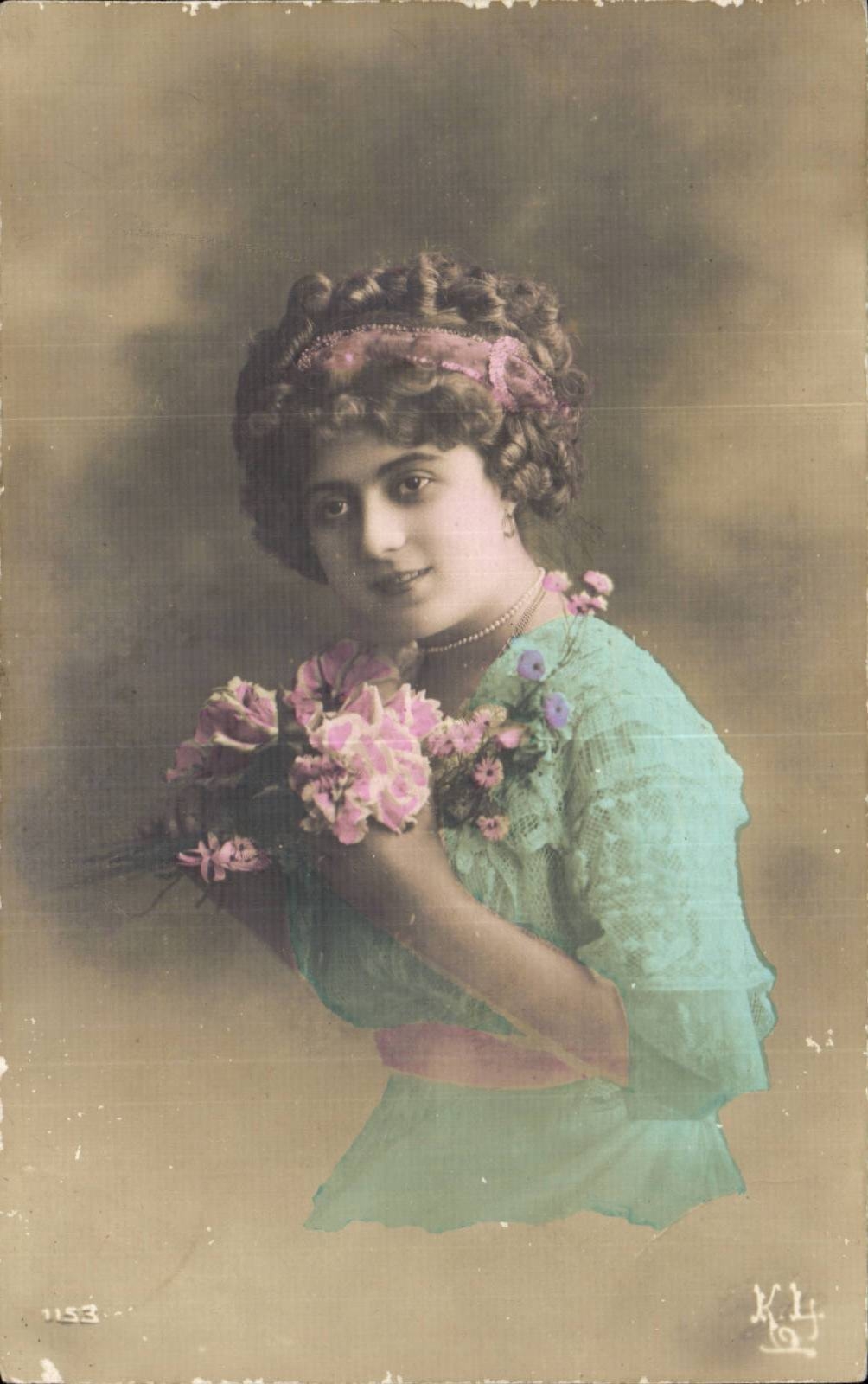 CPA Fantaisie Femme