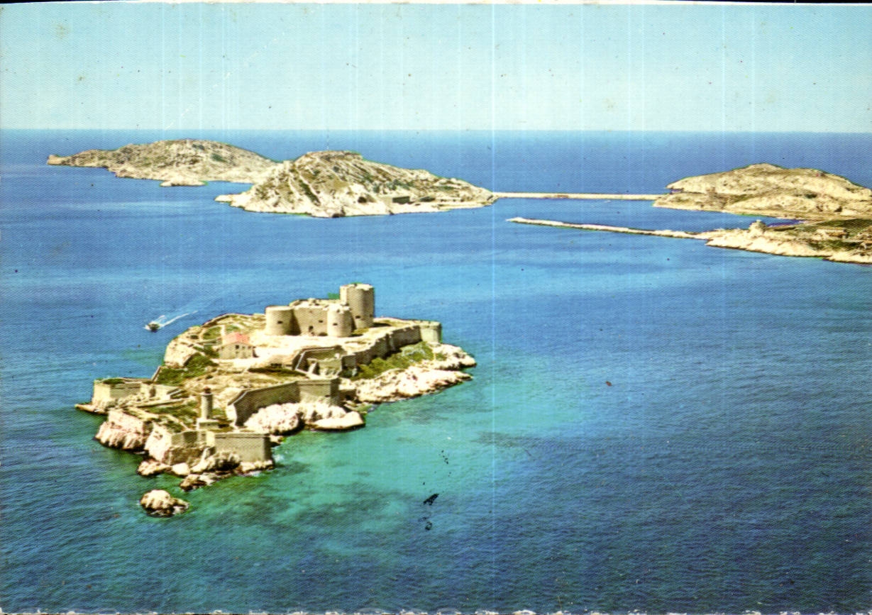 El Castillo de If y las Islas del Frioul — Vista aérea — Le Carrefour du Monde, 13 Marsella
