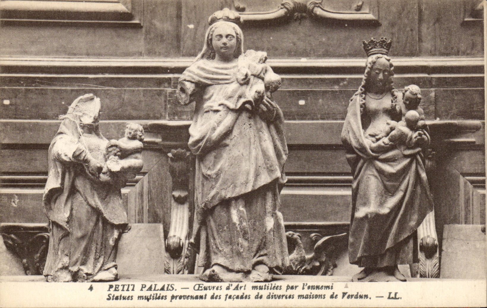 Paris CPA Petit palais Oeuvres d'art mutilees par l'ennemi 
