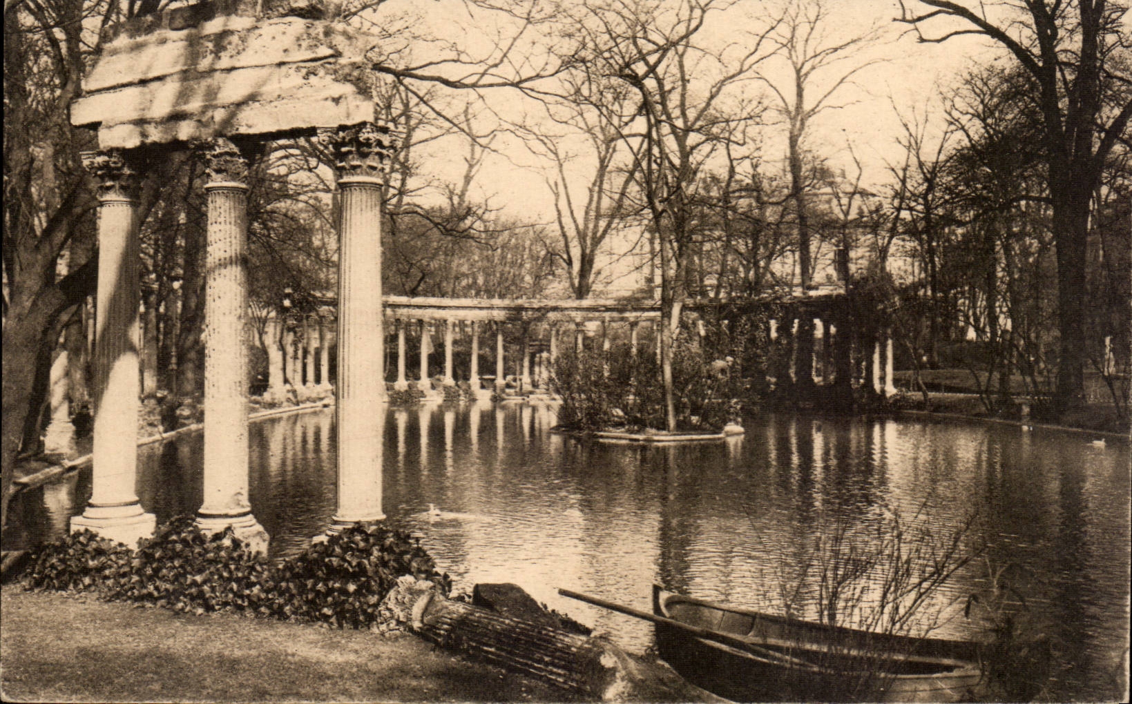 Paris CPA Parc Monceau La colonnade