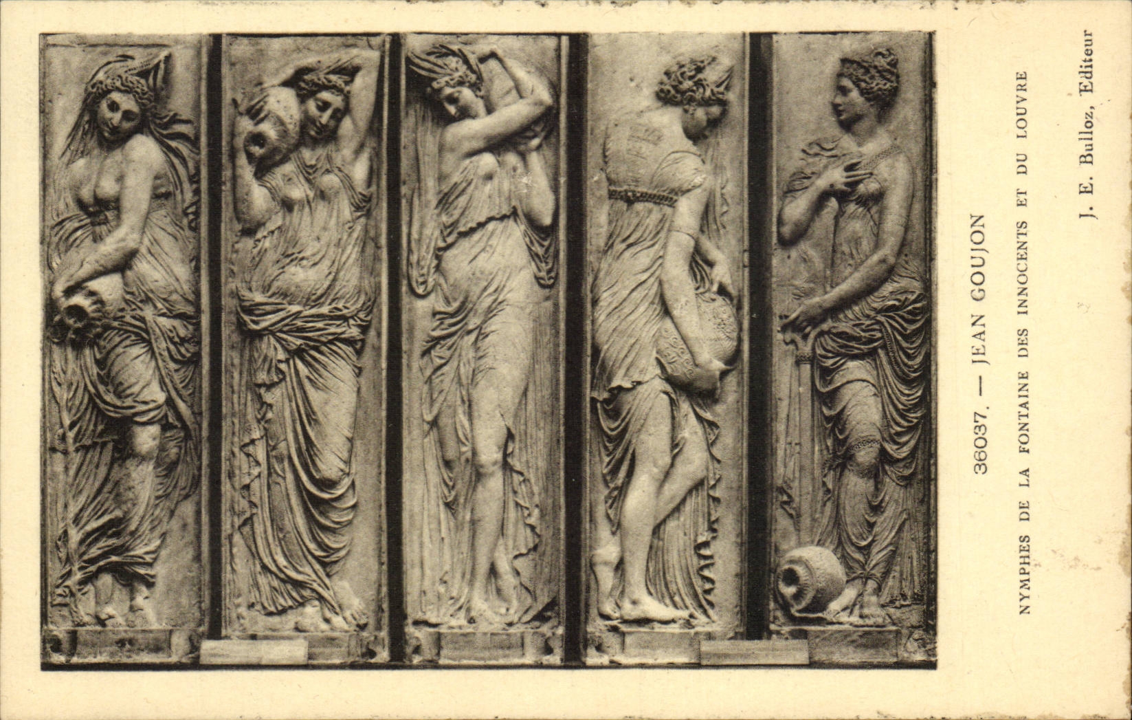 CPA Jeaan Goujon Nymphes de la fontaine des innocents et du Louvre