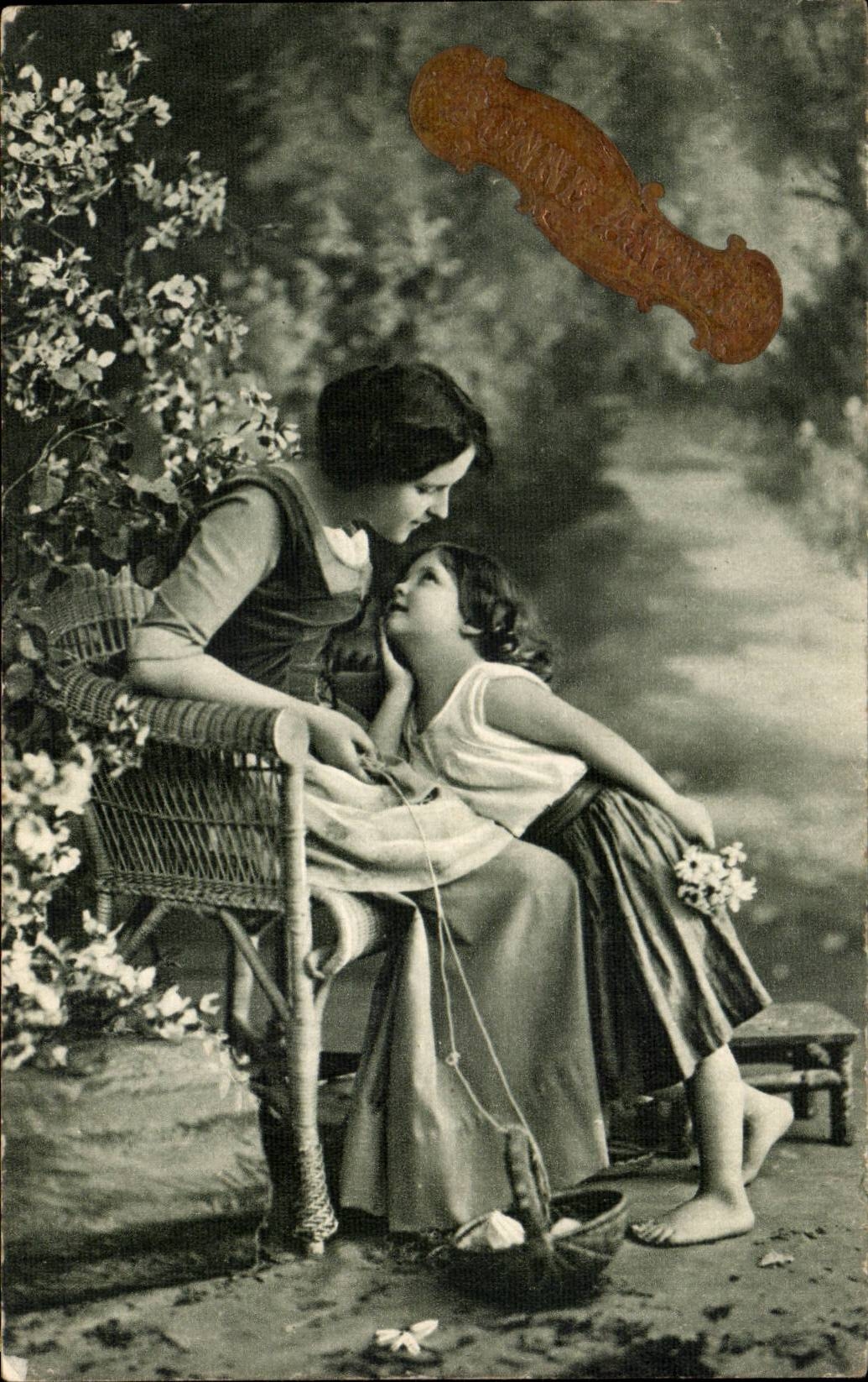 CPA Fantaisie Femme Enfant