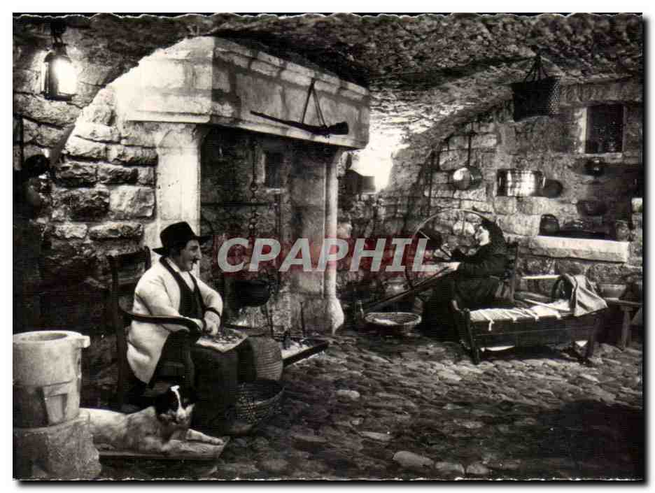 Les Gorges du Tarn - Sainte-Enimie - Le Vieux Logis. Veillée devant l'Atre