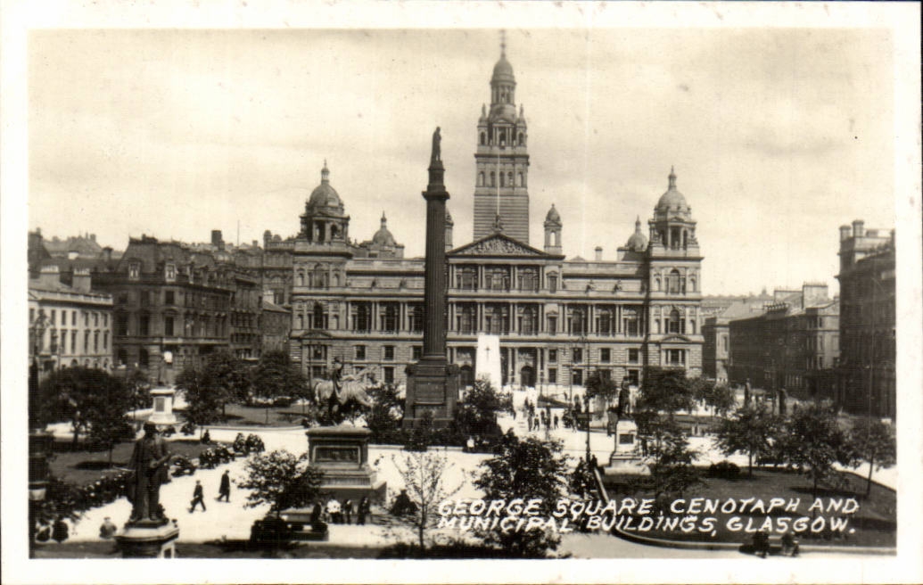 CPSM George square Cenotaph and municipal buildings Glasgow Scotland Ecosse