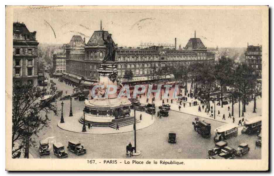 Paris CPA Place de la Republique