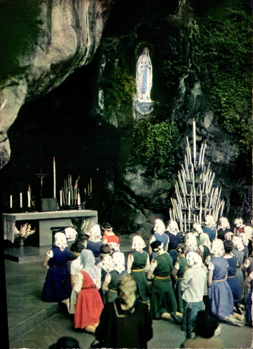 Lourdes CPA Grotte miraculeuse