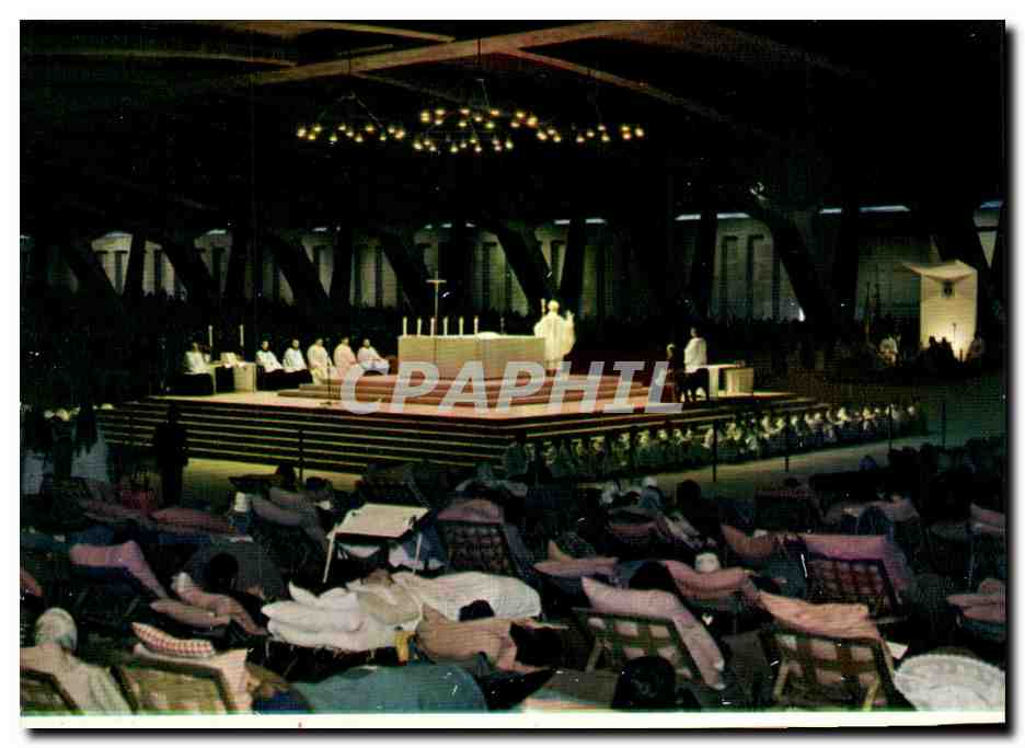 Lourdes CPA La basilique souterraine StPie X