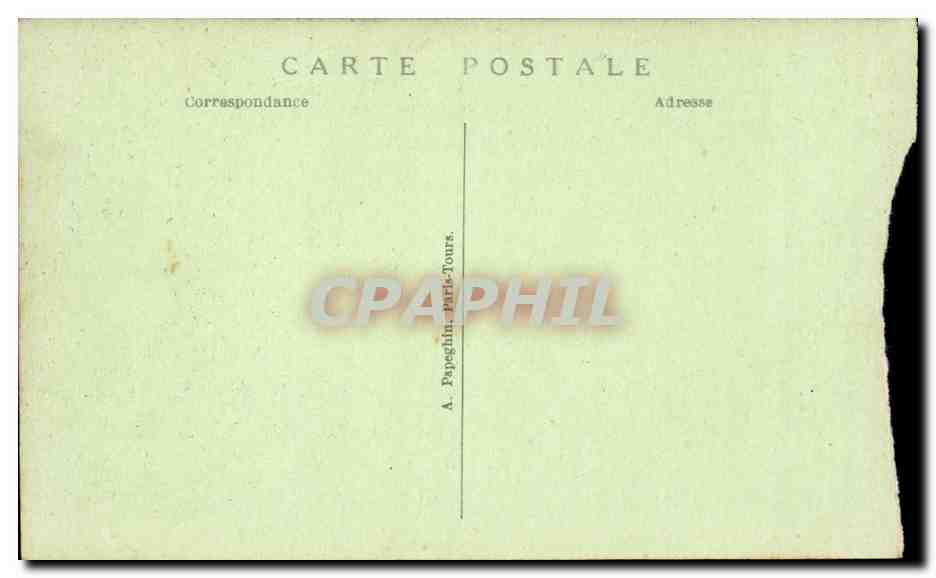 PARIS — La Tour Eiffel — A.P. — Reverso