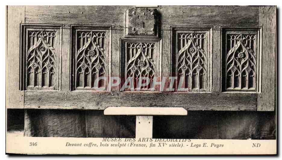 Paris CPA Musee des Arts DEcoratifs Devant coffre bois sculpte France Legs Peyre