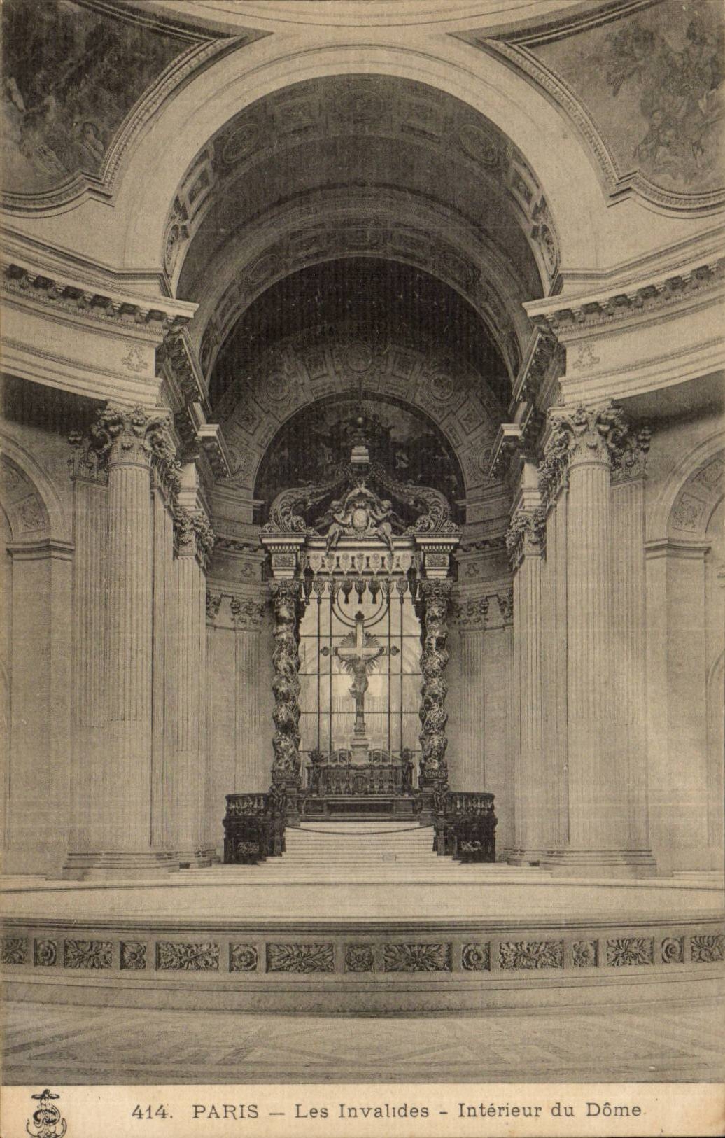 CPA Paris Les invalides Interieur du dome