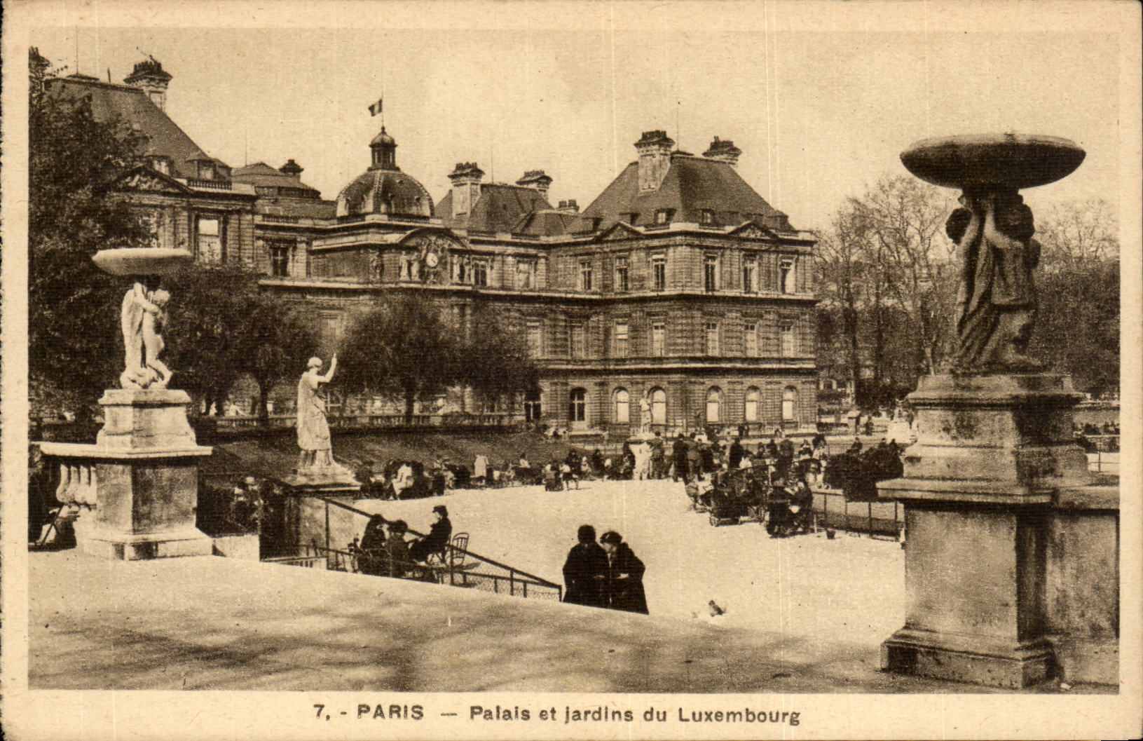 Paris CPA Palais et jardins du Luxembourg