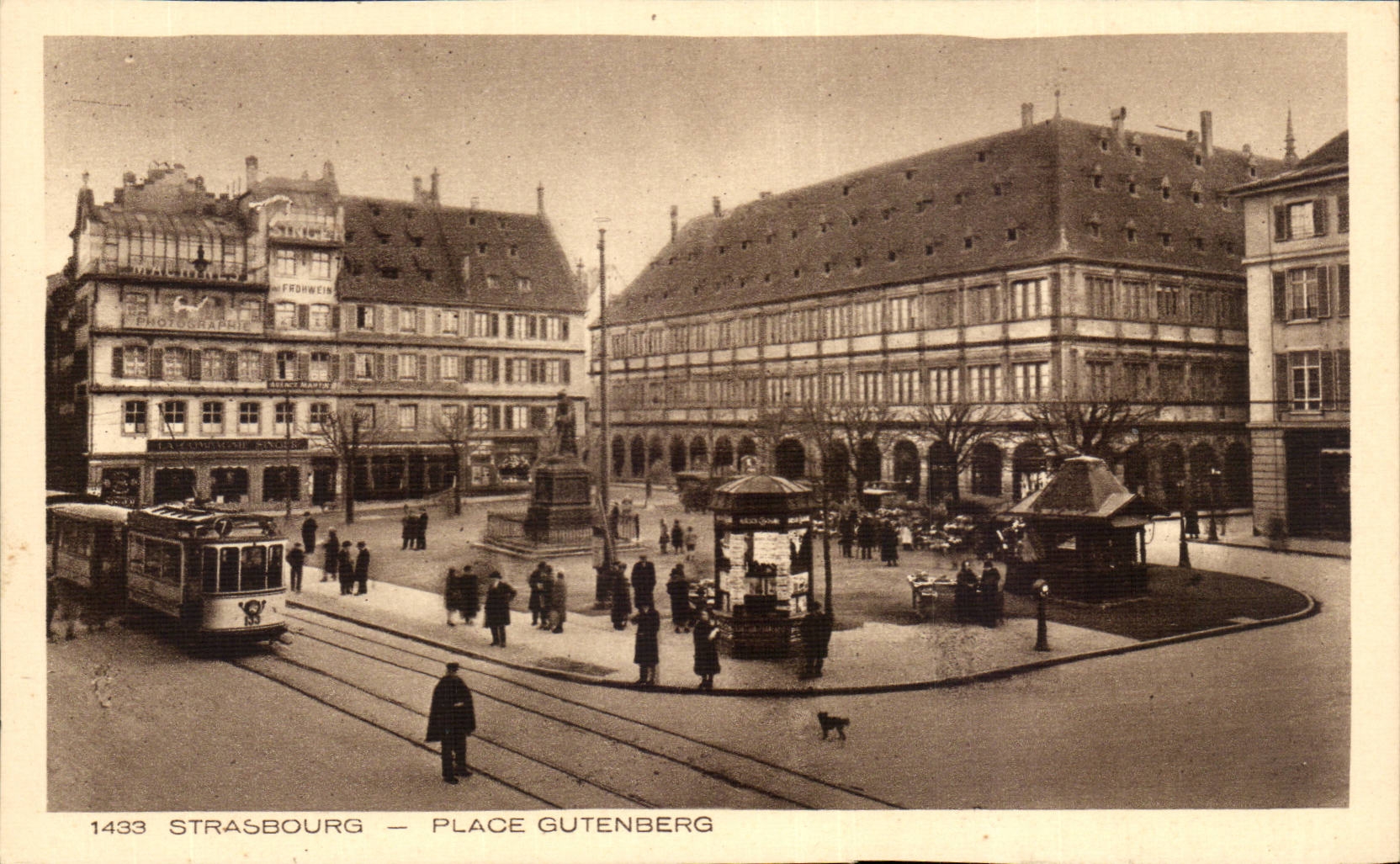 Strasbourg CPA Place Gutenberg Tramway
