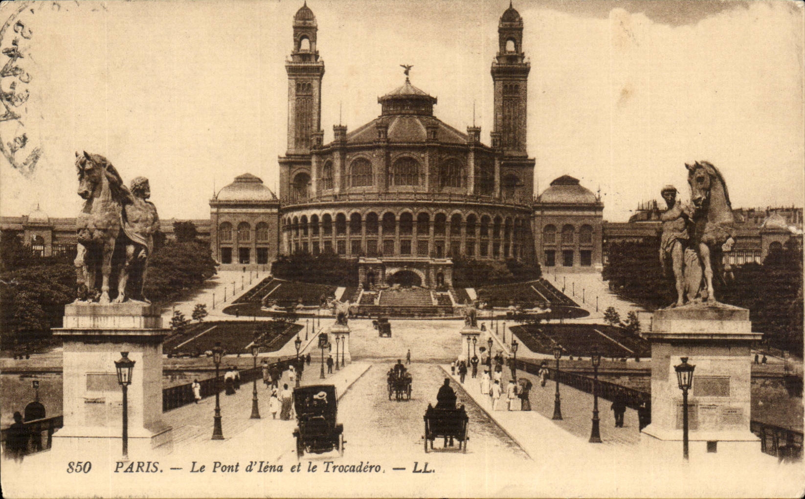 Paris CPA Pont d'Iena et Trocadero