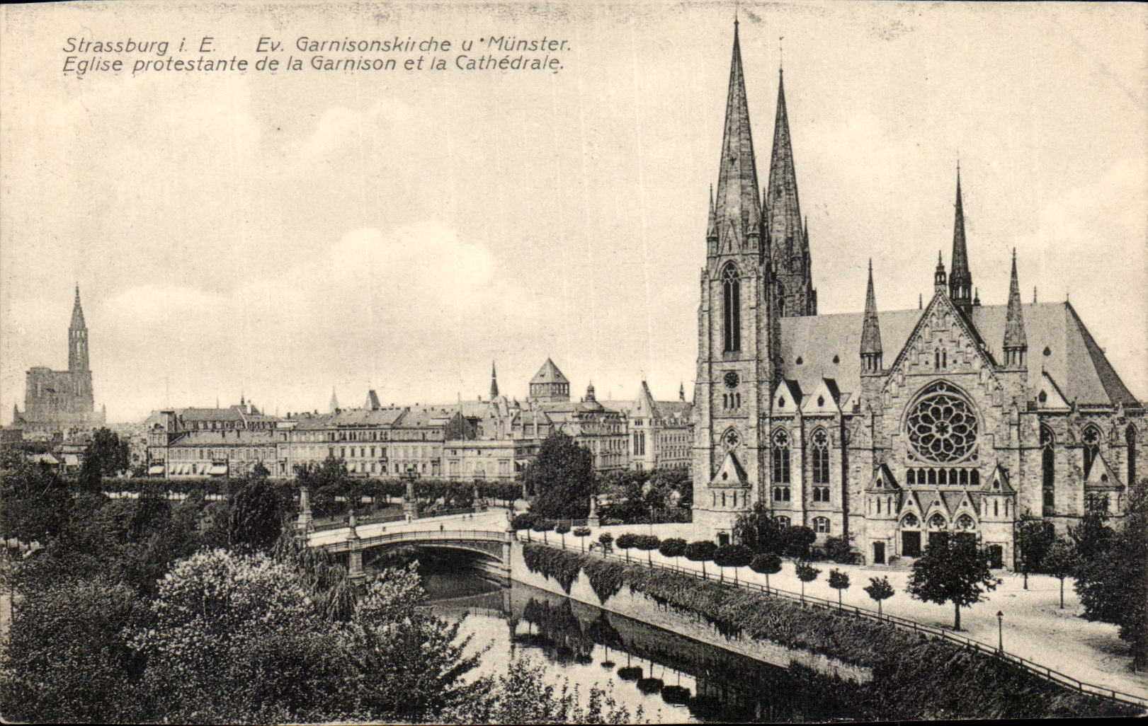 Strasbourg CPA Eglise protestante de la garnison et la cathedrale