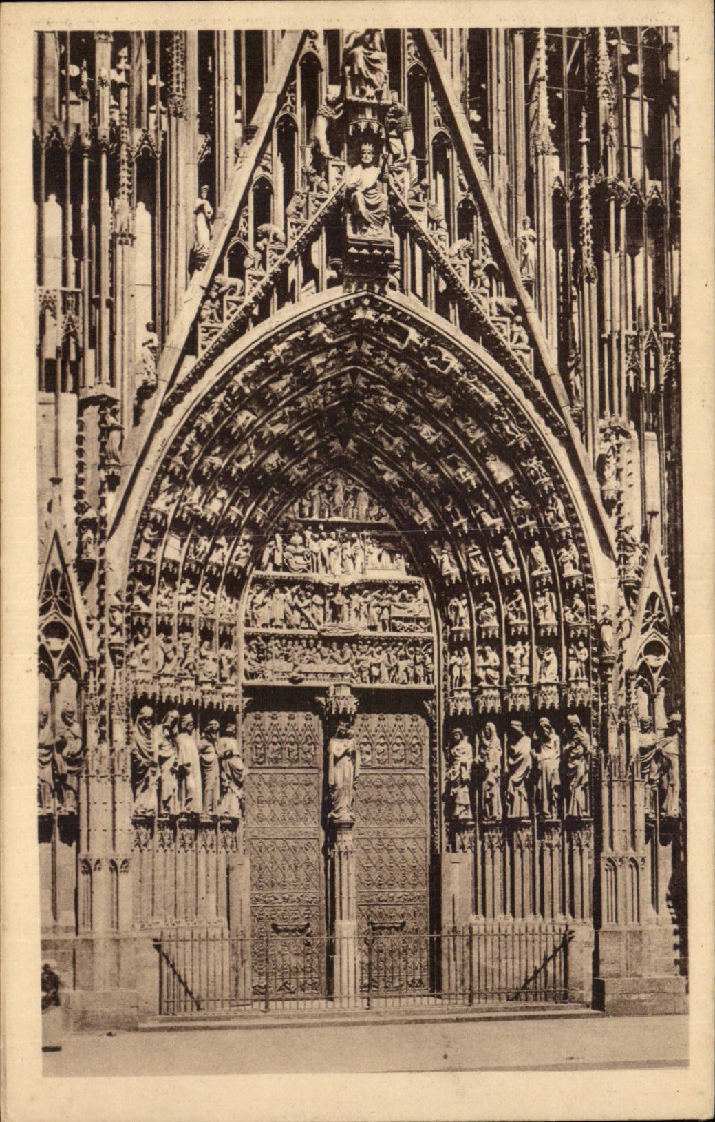 Strasbourg CPA Hauptportal